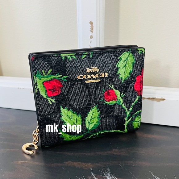 COACH Snap Wallet Signature Canvas Fairytale Rose Print - Picture 2 of 16